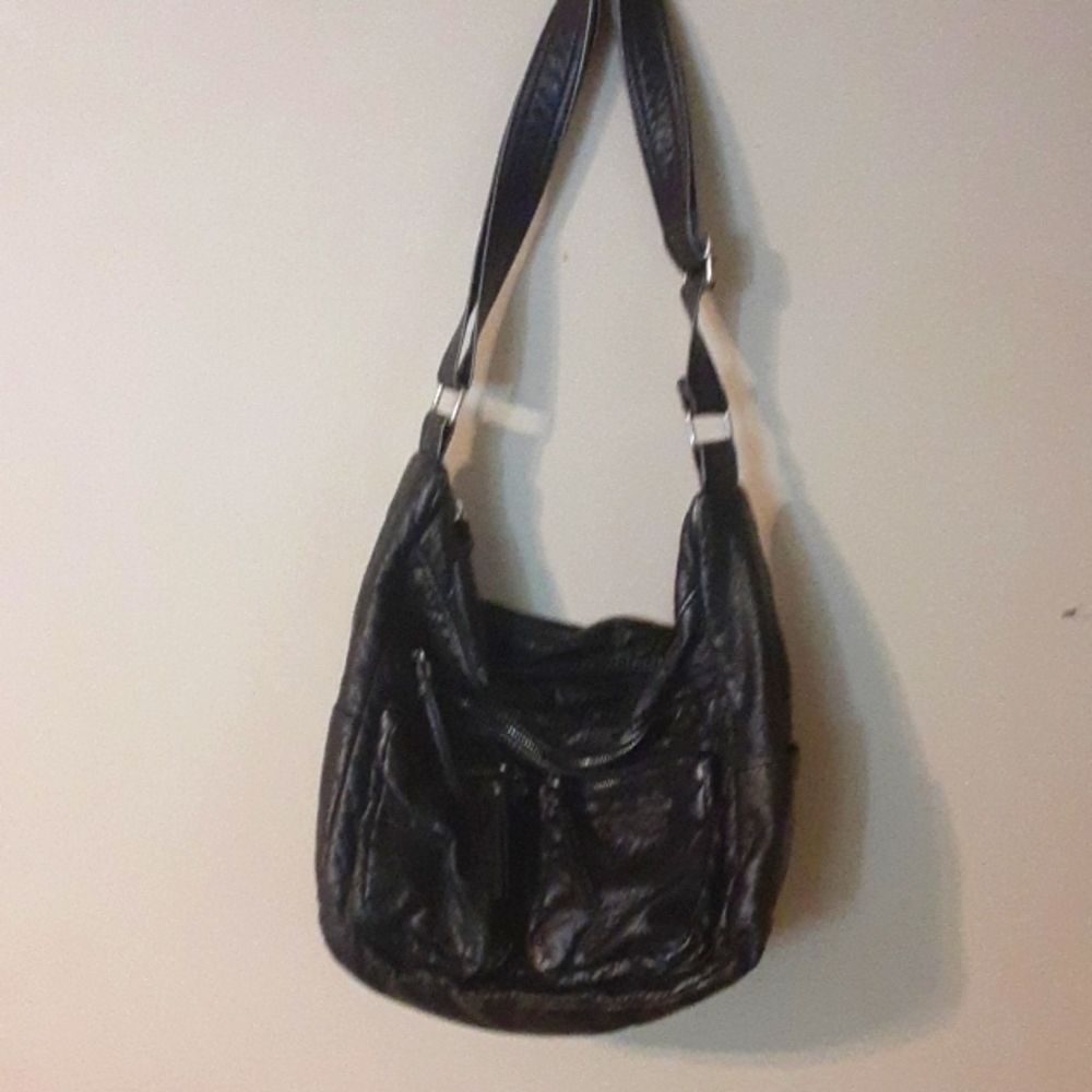 Black Rivet purse great condition